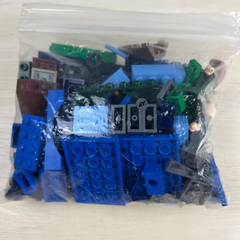 LEGO Harry Potter 4762 Rescue from the Merpeople Goblet of Fire 2005 Set